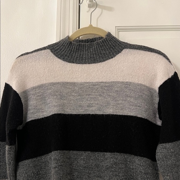 Express Mock Neck Striped Sweater - Picture 9 of 11